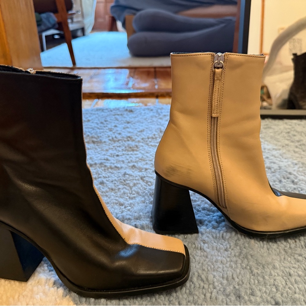 ALOHAS Two Toned Boots